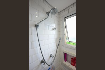 Apartamento à venda com 56m², 2 quartos e 1 vagaChuveiro do Banheiro