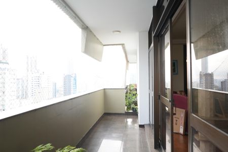 Apartamento para alugar com 370m², 4 quartos e 4 vagasSacada