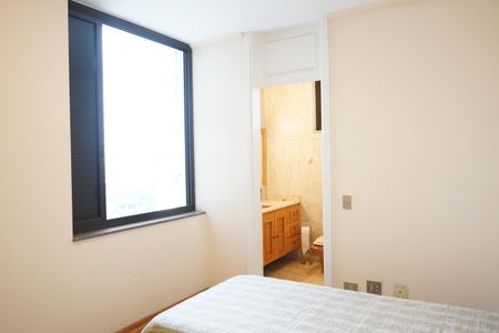 Apartamento para alugar com 370m², 4 quartos e 4 vagasSuíte 4