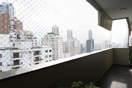Apartamento para alugar com 370m², 4 quartos e 4 vagasSacada