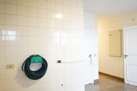 Apartamento para alugar com 370m², 4 quartos e 4 vagasÁrea de Serviço