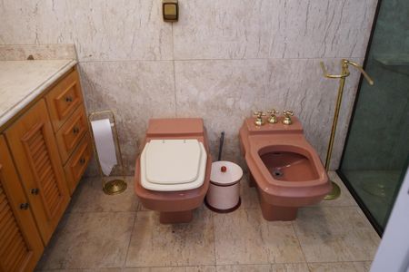 Apartamento para alugar com 370m², 4 quartos e 4 vagasBanheiro da Suíte 4