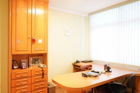 Apartamento para alugar com 370m², 4 quartos e 4 vagasEscritório