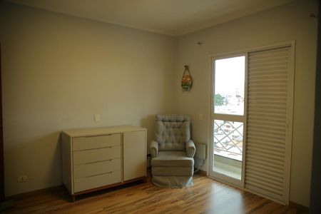 Casa à venda com 220m², 3 quartos e 5 vagasSuíte 3