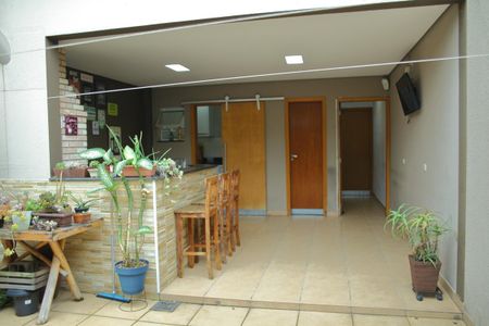 Casa à venda com 220m², 3 quartos e 5 vagasÁrea Gourmet 