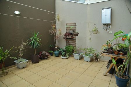 Casa à venda com 220m², 3 quartos e 5 vagasQuintal 