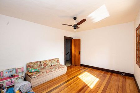 Casa à venda com 6 quartos, 541m² em Piratininga, Niterói