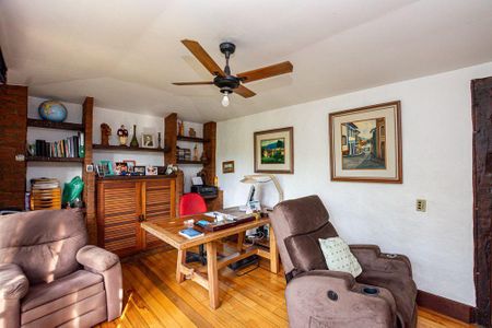 Casa à venda com 6 quartos, 541m² em Piratininga, Niterói