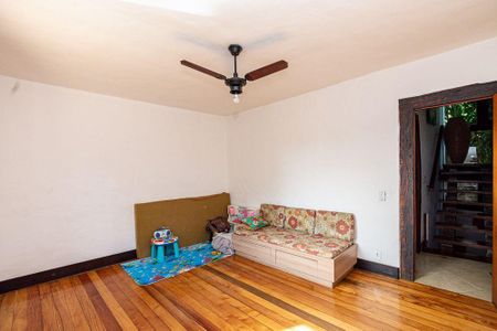 Casa à venda com 6 quartos, 541m² em Piratininga, Niterói