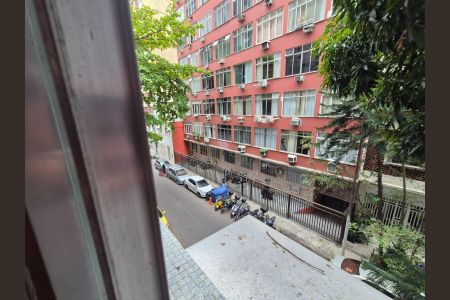 Apartamento à venda com 70m², 2 quartos e 1 vaga