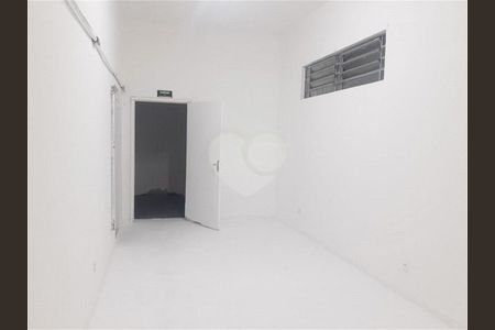 Casa à venda com 200m², 2 quartos e 3 vagas