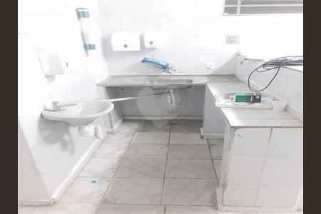 Casa à venda com 200m², 2 quartos e 3 vagas