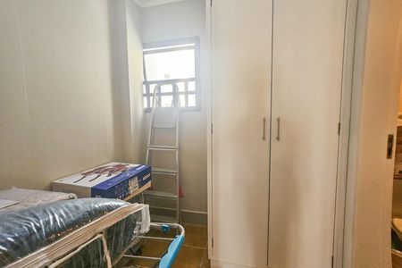 Quarto de serviço de apartamento para alugar com 3 quartos, 90m² em Centro, Guarujá