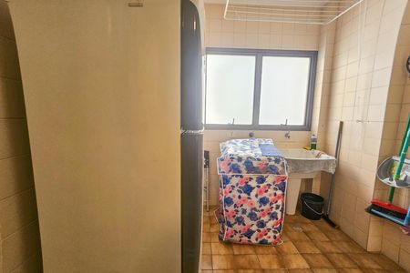 Área de serviço de apartamento para alugar com 3 quartos, 90m² em Centro, Guarujá
