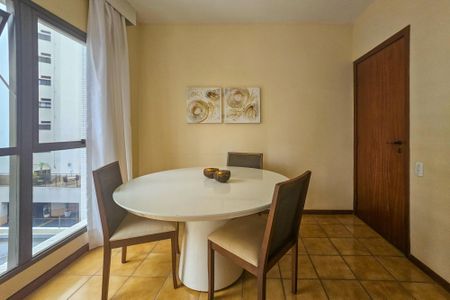 Apartamento para alugar com 90m², 3 quartos e 2 vagasSala