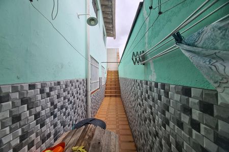 Casa à venda com 120m², 2 quartos e 2 vagas Casa à venda com 120m², 2 quartos e 2 vagasCorredor