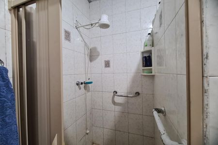 Casa à venda com 120m², 2 quartos e 2 vagas Casa à venda com 120m², 2 quartos e 2 vagasBanheiro