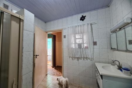 Casa à venda com 120m², 2 quartos e 2 vagas Casa à venda com 120m², 2 quartos e 2 vagasBanheiro