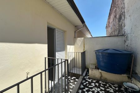 Casa para alugar com 60m², 2 quartos e sem vaga Casa para alugar com 60m², 2 quartos e sem vagaVaranda do Quarto 2