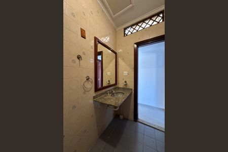 Casa para alugar com 60m², 2 quartos e sem vaga Casa para alugar com 60m², 2 quartos e sem vagaBanheiro