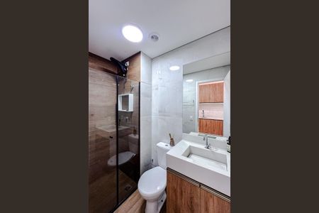 Banheiro de kitnet/studio para alugar com 1 quarto, 30m² em Mooca, São Paulo