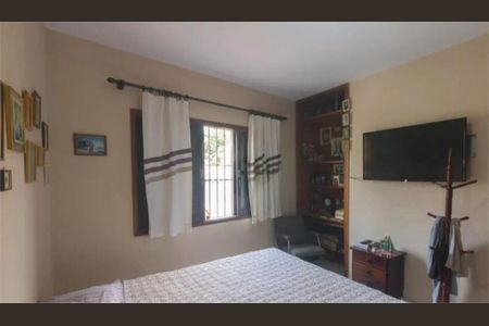 Casa à venda com 114m², 3 quartos e 3 vagas