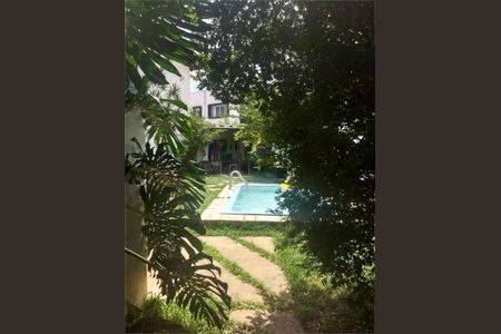 Casa à venda com 200m², 4 quartos e 4 vagas