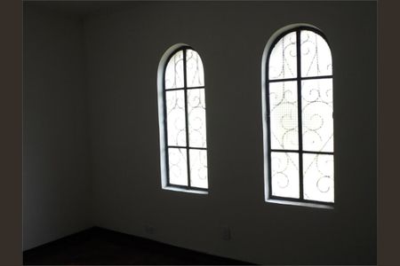 Casa à venda com 5 quartos, 266m² em Cidade São Francisco, São Paulo