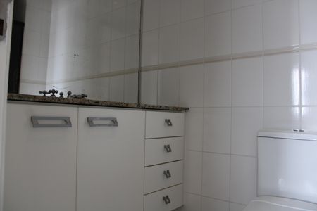 Apartamento para alugar com 81m², 3 quartos e 2 vagasBanheiro