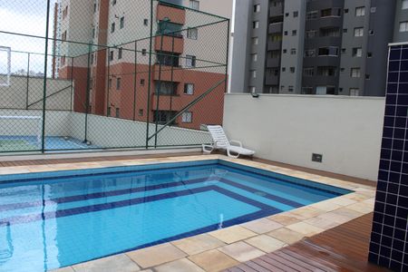 Apartamento para alugar com 81m², 3 quartos e 2 vagasÁrea comum - Piscina