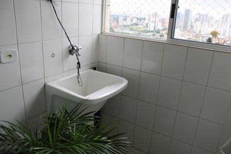 Apartamento para alugar com 81m², 3 quartos e 2 vagasÁrea de Serviço