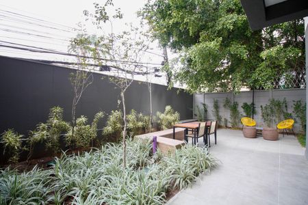 Studio para alugar com 30m², 1 quarto e sem vaga Studio para alugar com 30m², 1 quarto e sem vagaÁrea Comum - Espaço de Convivência