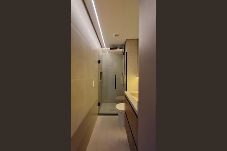 Banheiro de kitnet/studio para alugar com 1 quarto, 30m² em Pinheiros, São Paulo