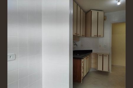 Apartamento para alugar com 75m², 3 quartos e 1 vagaÁrea de Serviço