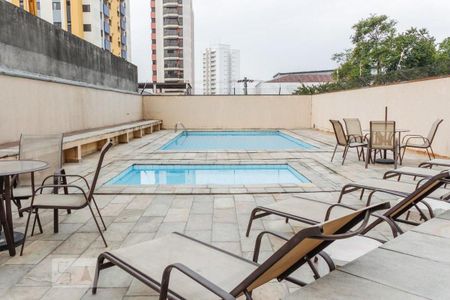 Apartamento à venda com 65m², 3 quartos e 1 vaga Apartamento à venda com 65m², 3 quartos e 1 vagaÁrea comum - Piscina