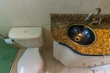 Apartamento à venda com 65m², 3 quartos e 1 vaga Apartamento à venda com 65m², 3 quartos e 1 vagaBanheiro Social