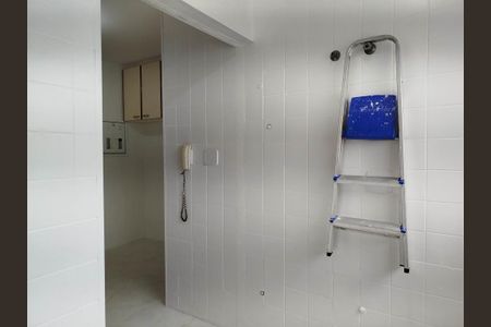 Apartamento para alugar com 75m², 3 quartos e 1 vagaÁrea de Serviço