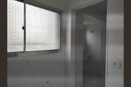 Apartamento para alugar com 75m², 3 quartos e 1 vagaÁrea de Serviço