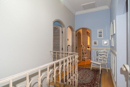 Casa à venda com 250m², 4 quartos e 5 vagas Casa à venda com 250m², 4 quartos e 5 vagasCorredor dos Quartos