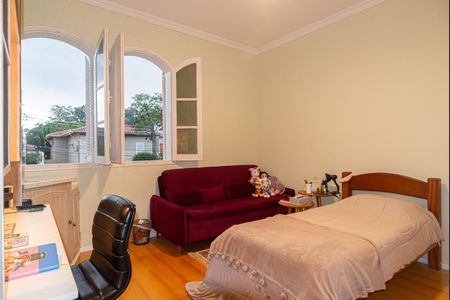 Casa à venda com 250m², 4 quartos e 5 vagas Casa à venda com 250m², 4 quartos e 5 vagasQuarto 2