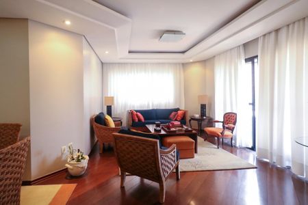 Apartamento à venda com 175m², 3 quartos e 3 vagas Apartamento à venda com 175m², 3 quartos e 3 vagasSala