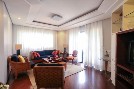 Apartamento à venda com 175m², 3 quartos e 3 vagas Apartamento à venda com 175m², 3 quartos e 3 vagasSala