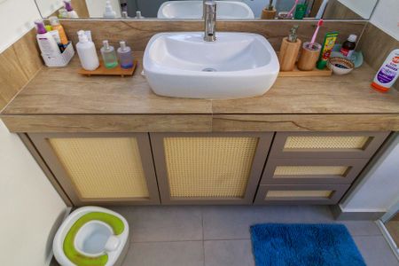 Casa para alugar com 200m², 3 quartos e 3 vagas Casa para alugar com 200m², 3 quartos e 3 vagasBanheiro 2