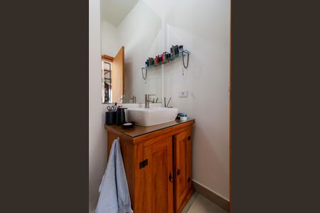 Casa para alugar com 200m², 3 quartos e 3 vagas Casa para alugar com 200m², 3 quartos e 3 vagasSuíte - Banheiro