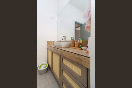 Casa para alugar com 200m², 3 quartos e 3 vagas Casa para alugar com 200m², 3 quartos e 3 vagasBanheiro 2