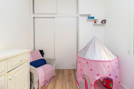 Casa para alugar com 200m², 3 quartos e 3 vagas Casa para alugar com 200m², 3 quartos e 3 vagasQuarto 2