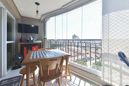 Apartamento para alugar com 86m², 2 quartos e 2 vagasVaranda