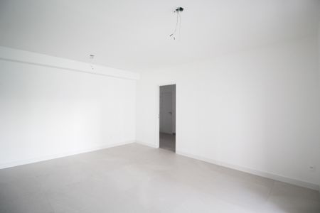 Sala de apartamento à venda com 3 quartos, 111m² em Indianópolis, São Paulo