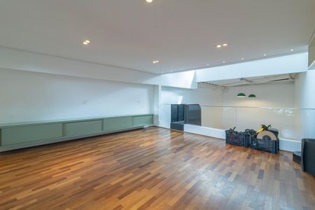 Casa para alugar com 300m², 3 quartos e 2 vagas Casa para alugar com 300m², 3 quartos e 2 vagasPiso Superior Edicula