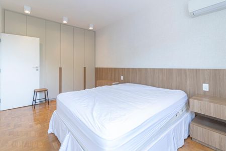 Casa para alugar com 300m², 3 quartos e 2 vagas Casa para alugar com 300m², 3 quartos e 2 vagasQuarto Suíte 2